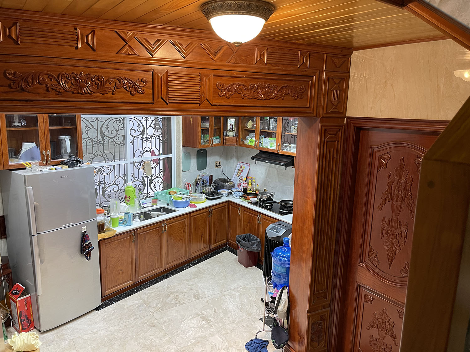 Bán nhà Huỳnh Tịnh Của, Quận 3 tuyệt phẩm B.thự Mini 4 lầu,c.trình nhà làm bằng đá Marble và Gỗ Quý - hẻm ôtô